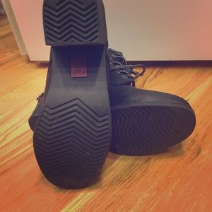 Great condition Canadian Kodiak Boots (7.5)